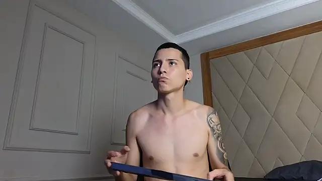 KingAlexis_のライブXXXチャット