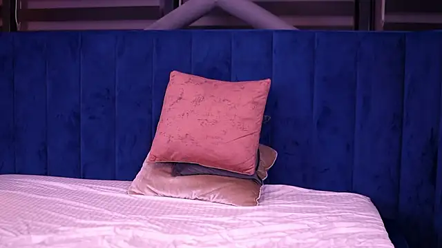 TanyaVonDe's Live XXX Chat