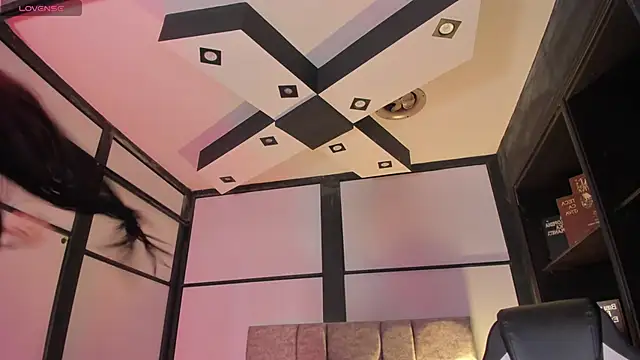 Chatroom XXX en direct de CleoWhite