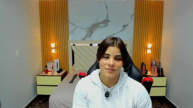 Chat XXX en directo de KAROLLJONES1