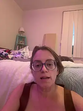 MalibuMilfy élő XXX-chatje