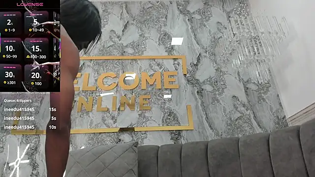 Melanie_St4rのライブXXXチャット