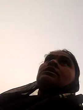 Ranjna_bhabi: διαδικτυακό σόου στην κάμερα