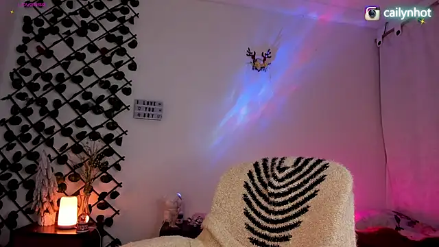 cailynhot: απευθείας συνομιλία ΧΧΧ