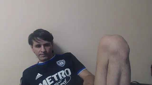 Chat XXX en directo de yvesstorm1