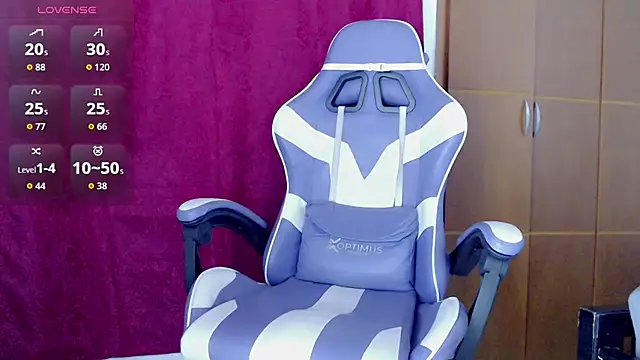 Johnny_cagee_'s Live XXX Chat