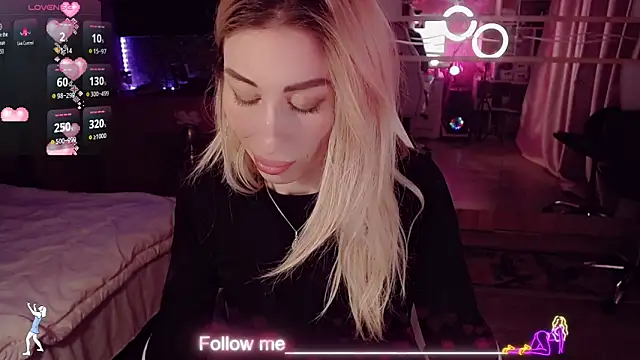 AnnieGOld_ live XXX chat