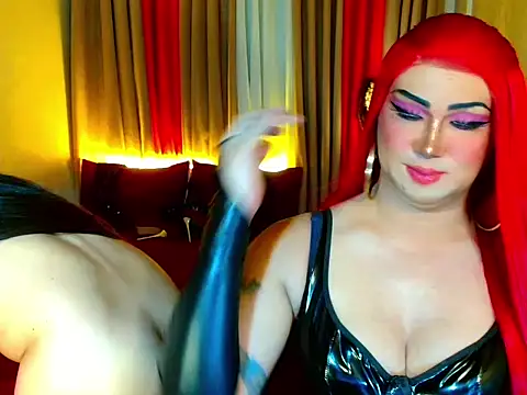 Вебкам-шоу Incredible_Shemale