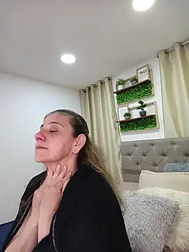 sasi_luna Chat XXX in diretta