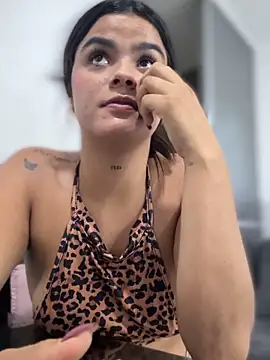 Kaily_Sweet16  élő XXX-chatje