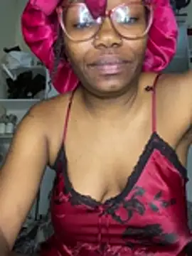 YummyMelanin117 Live XXX-chat