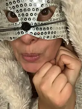 Chat +18 de mass_hotbrunette ao vivo