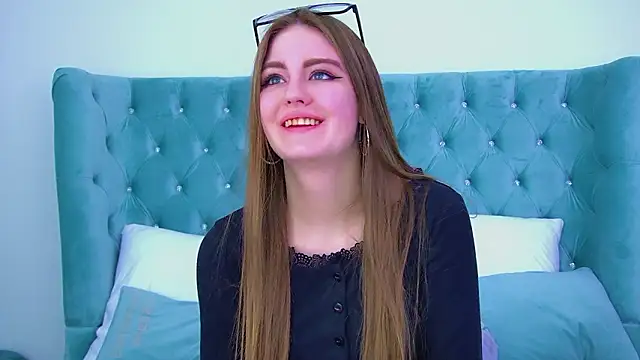 Chat XXX en directo de SofiaSarvain