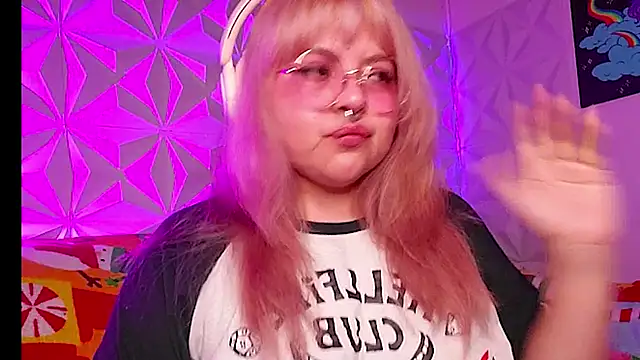 Živý XXX chat Satyn_doll