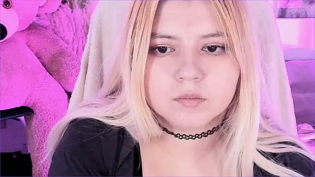 Chat +18 de DiaAngell ao vivo