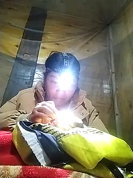 kussecka élő XXX-chatje