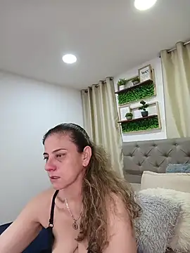 sasi_luna: απευθείας συνομιλία ΧΧΧ