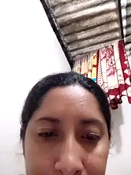 anitotori: απευθείας συνομιλία ΧΧΧ