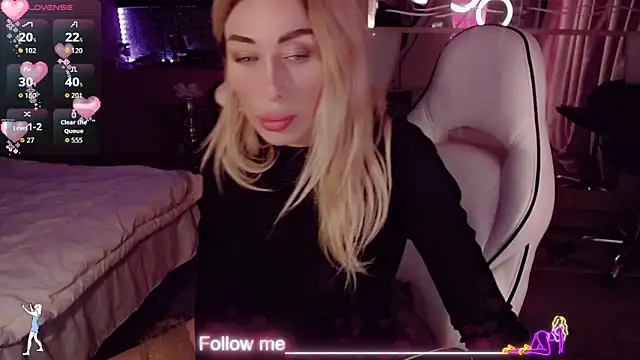 Chat XXX en directo de AnnieGOld_