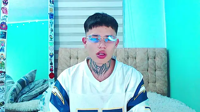 _justinmoon2: онлайн-секс-чат