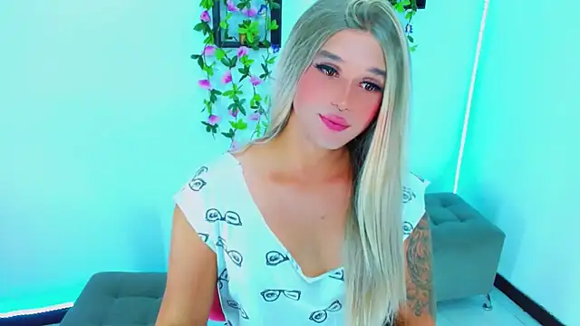 TaylorMon: вебкам-шоу