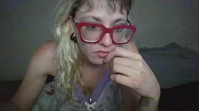 BlondieTami Chat XXX in diretta