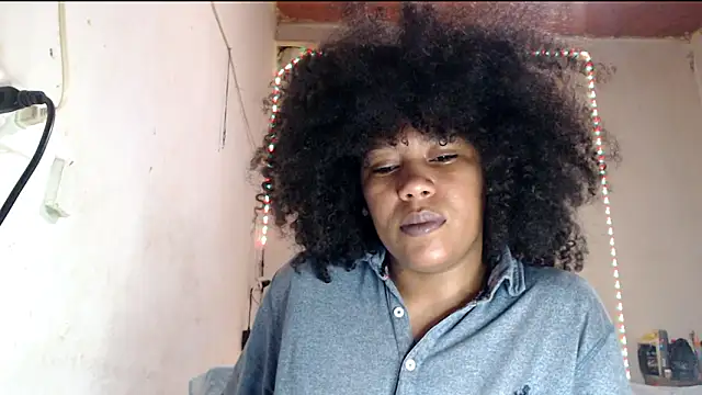 cherry_cleou Chat XXX live