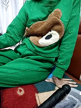 Chatroom XXX en direct de Haralushiaaa