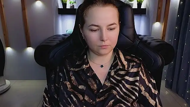 Chat XXX en directo de Mira_Mermayd