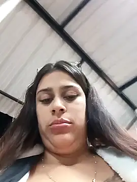 Latina_sexy1's Live XXX Chat