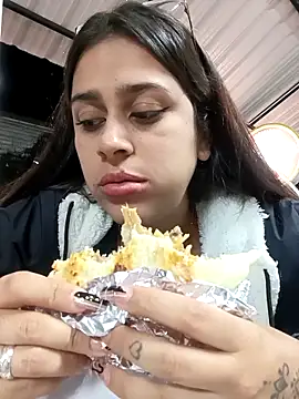 Latina_sexy1 live XXX chat