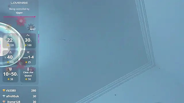 Nikki__uwu élő XXX-chatje