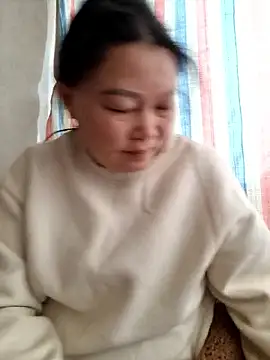 yoowwmr's Webcam Show