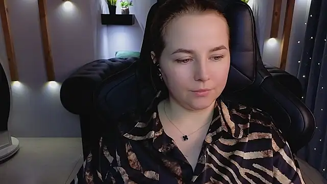 Živý XXX chat Mira_Mermayd