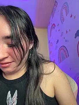 Sophie_LS Adlı Modelin Canlı XXX Sohbeti