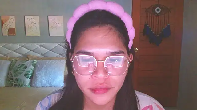 alianabrooks live XXX chat