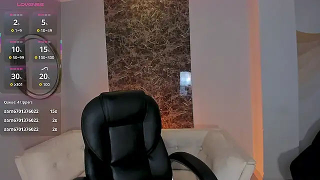 CandaseRussell Live XXX-chat