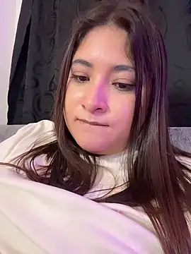 Chat +18 de Gaby__Howards ao vivo