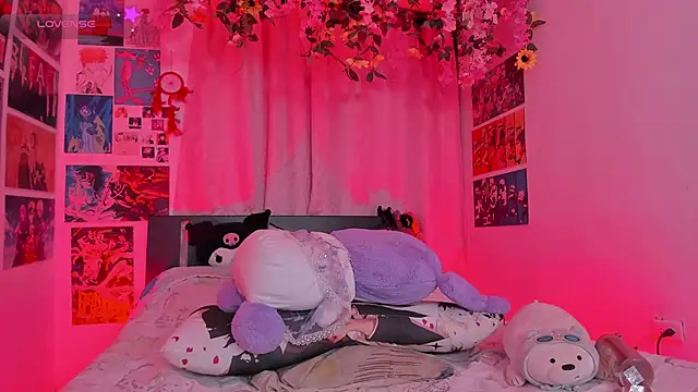 MissCurvyTop Live XXX-chat