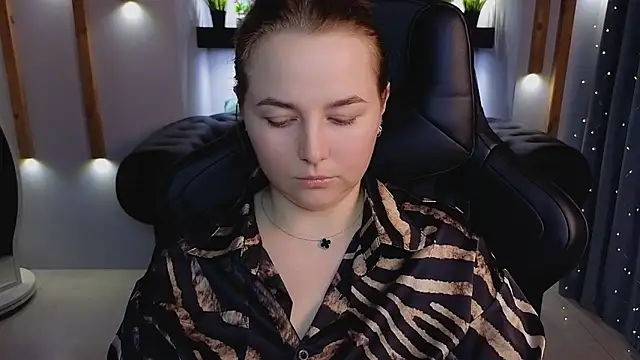 Živý XXX chat Mira_Mermayd