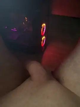 jstntz's Live XXX Chat