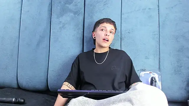 Megan_Thompson_'s Live XXX Chat