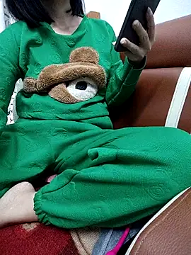 HaralushiaaaのライブXXXチャット