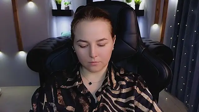 Mira_Mermayd Chat XXX live