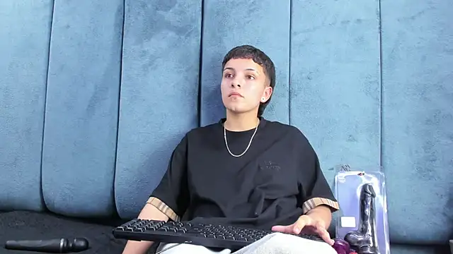 Megan_Thompson_ élő XXX-chatje