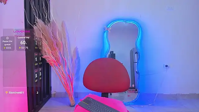 Živý XXX chat REINA_ADAHARA