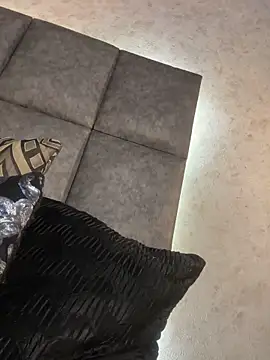 BrigitteVons' Live XXX Chat