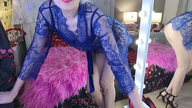 Živý XXX chat RoxalanaStar