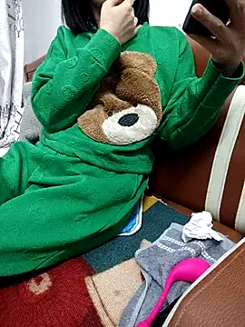 Haralushiaaa 现场XXX聊天