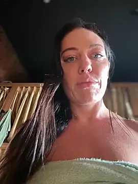 Chat +18 de LilliThelo ao vivo